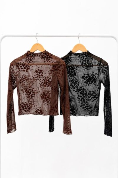 REMERA MANCHITAS MESH